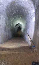 Le fort s'étend de 1 km sur plus de 100 de profondeur